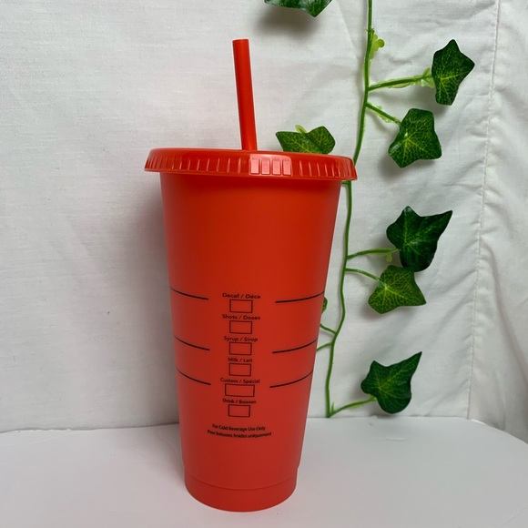 RED STARBUCKS Color - Changing Reusable Cold Cups - Picture 2 of 4
